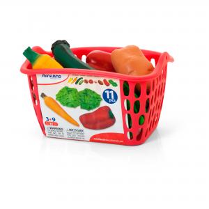 Potraviny do dětské kuchyňky - zelenina v košíku